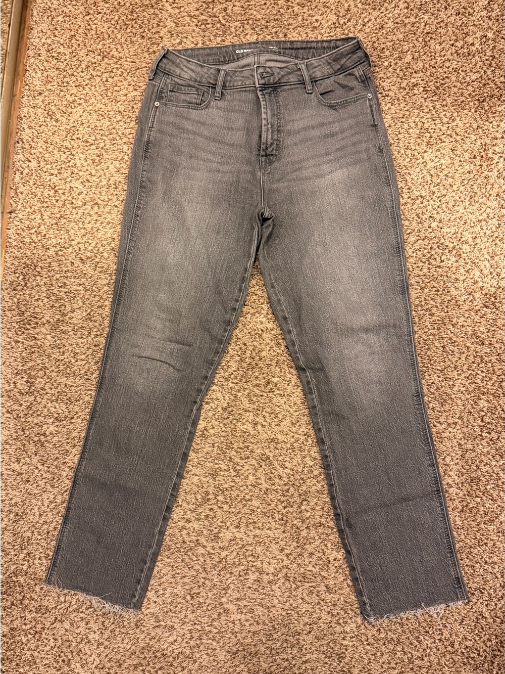 Old Navy Gray Cropped Ankle Jeans